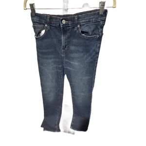 Old Navy - barely worn. He just grows too fast🤨
Straight Built-in Flex.